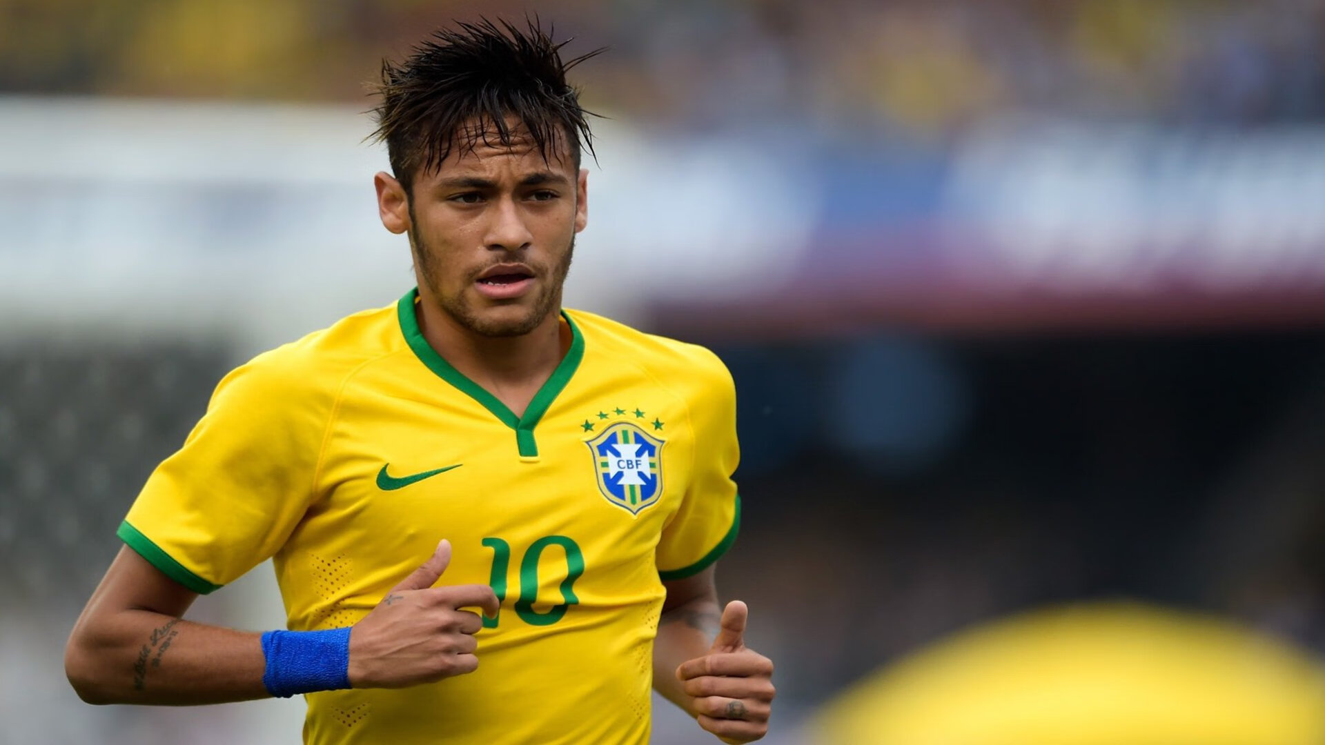 球员在欧冠比赛中以远射破门被评为本轮最佳进球，欧冠最佳射手规则